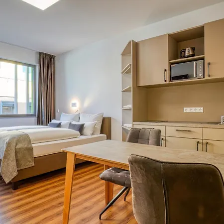 Nicetostay By Fairway Aparthotel 3*