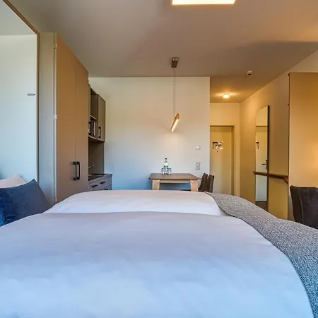 Nicetostay By Fairway Apart Otel 3*