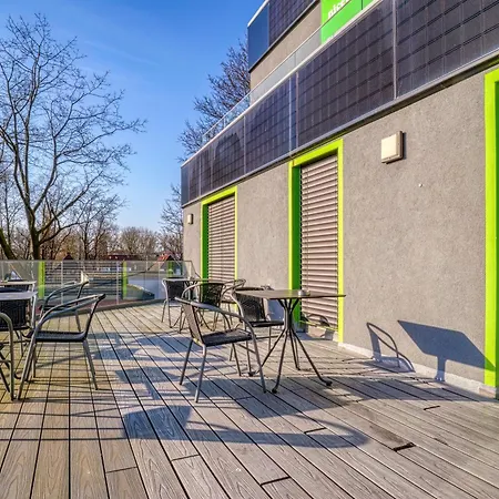 Nicetostay By Fairway Aparthotel