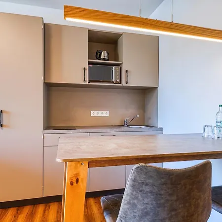 Nicetostay By Fairway Apart Otel