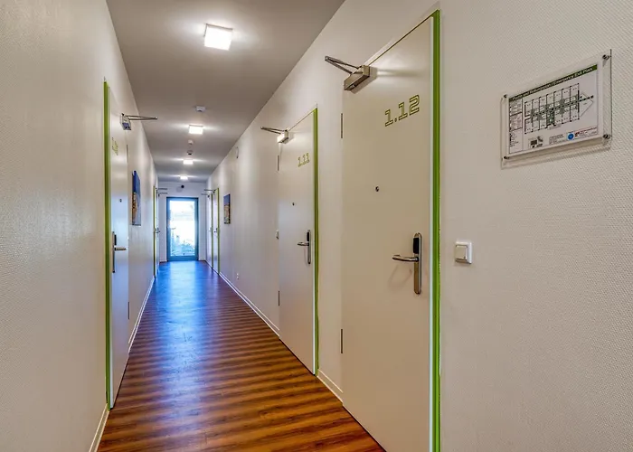 Nicetostay By Fairway Apartahotel