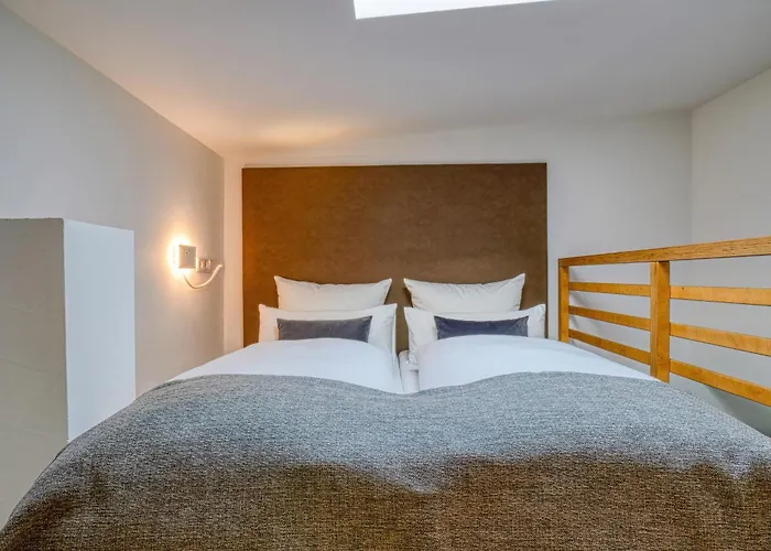 Nicetostay By Fairway Apartahotel