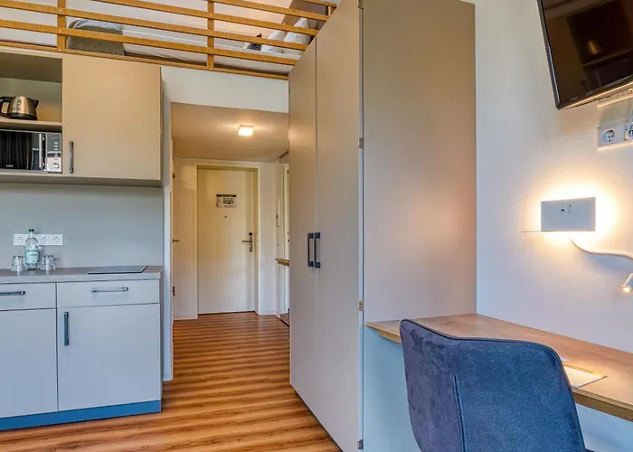 Nicetostay By Fairway Apartahotel