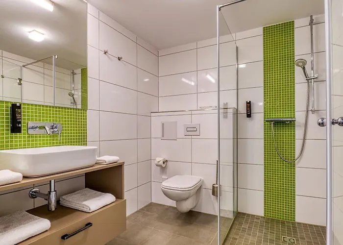 Apartahotel Nicetostay By Fairway 3*